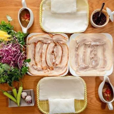 Bún đậu mắm tôm – bánh ướt cuốn thịt heo Rio